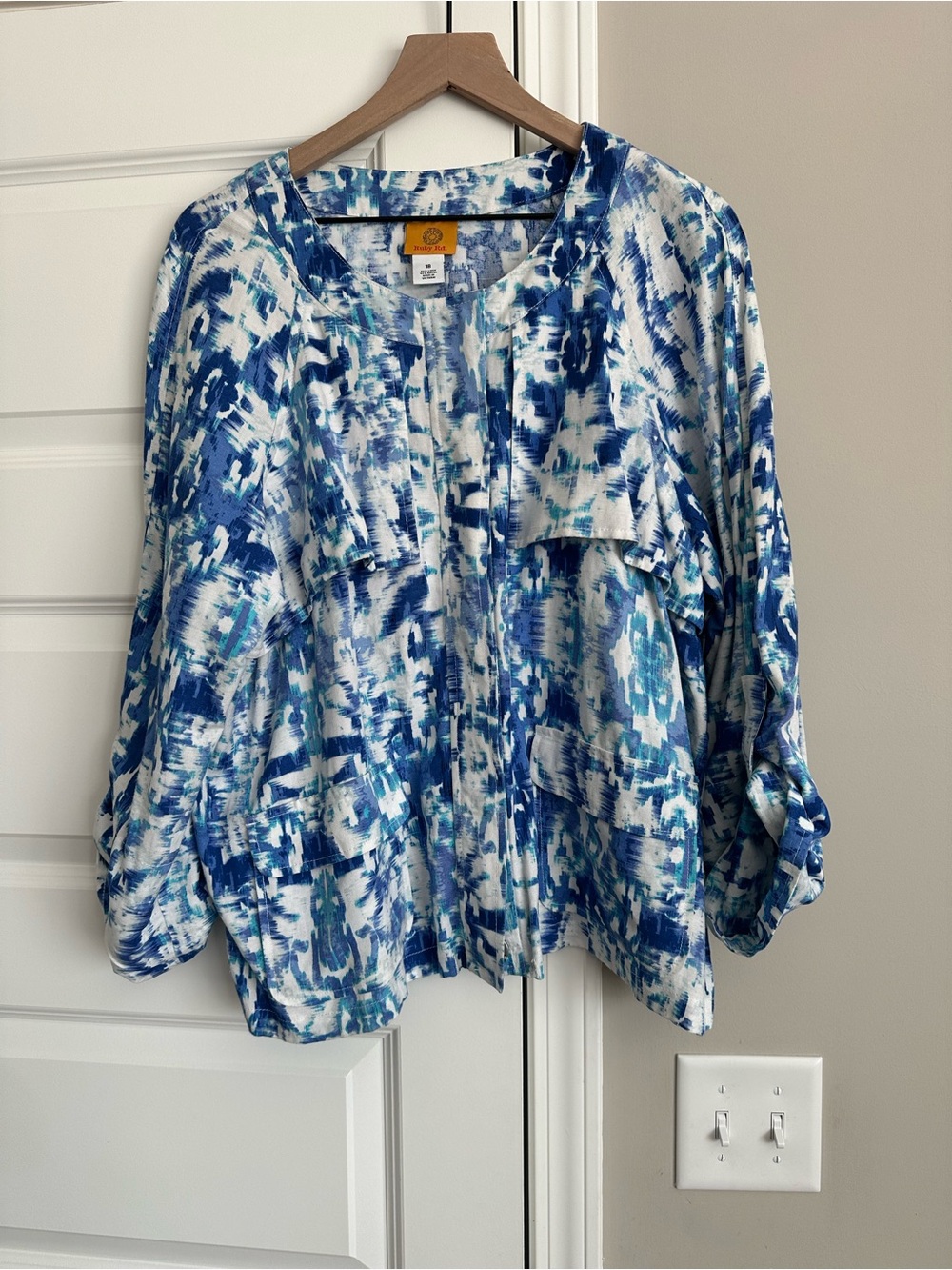 Ruby Rd. Blue & White Zip-Front Top
